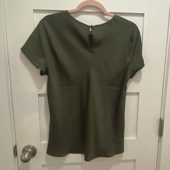 Olive Green Silky Shirt, size M - Picture 2 of 4